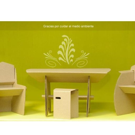 Muebles de cartón claro